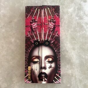 Pat McGrath Mothership V Eyeshadow pallette. Brand New in Package.